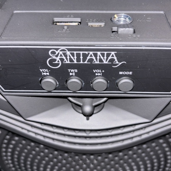 Santana Mumbo 6.5” Portable Karaoke Speaker with LED Color Light Effects NEW! - Picture 3 of 14